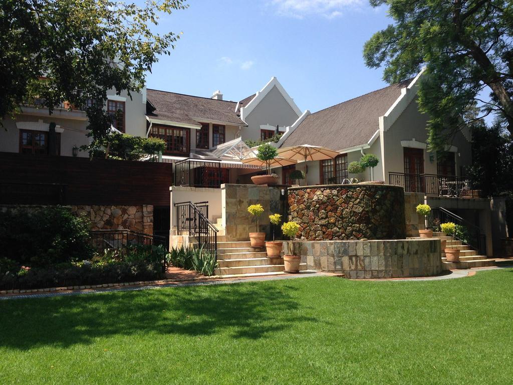 ヨハネスブルグ Doveton House Bed & Breakfast エクステリア 写真