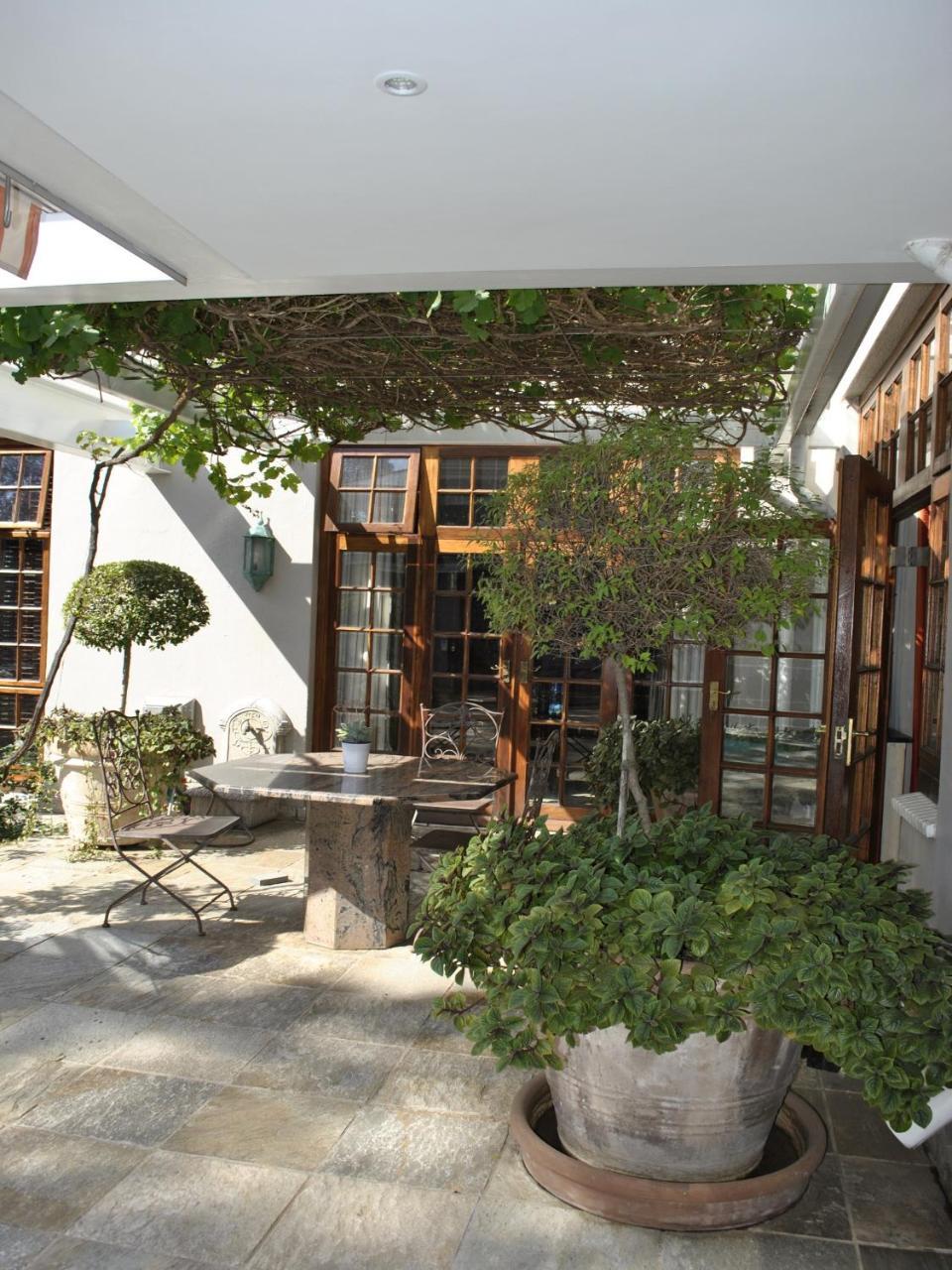ヨハネスブルグ Doveton House Bed & Breakfast エクステリア 写真